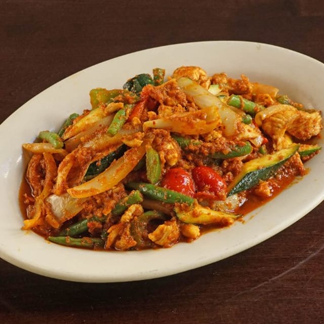 Spicy Curry with White Ginger.